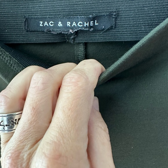 Womens dress pants size 4. 5 dress pants total - Picture 9 of 15